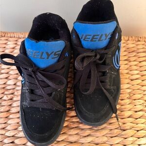 Heelys Skate Shoes - Black, Size 1 (Youth)